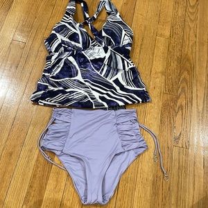 Top La Blanca size 10 - Bottoms Soluna size large